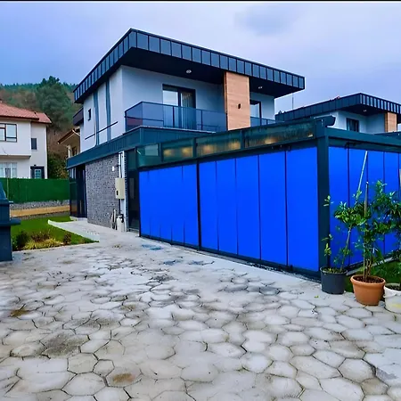 Villa Alriyan
