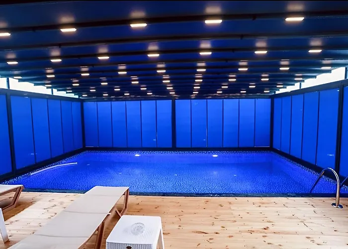 Zuemruet Villalari Villa