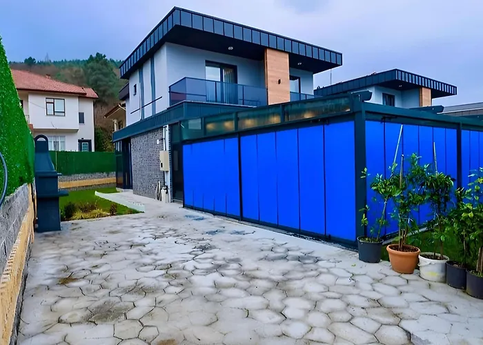 Villa Zuemruet Villalari